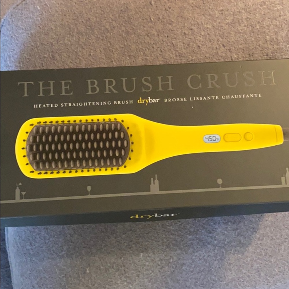 Drybar Brush Crush